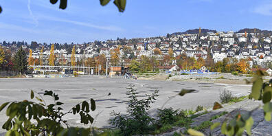 Auf der Hardturmbrache wird es kein Asyl-Dorf geben. Die Stadt Zürich verzichtet auf das Projekt. (Archivbild)