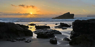 Abendstimmung am wilden Atlantik in Portugal.