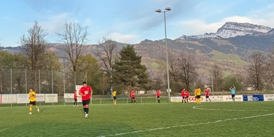 Die Uzner Fussballer gingen als Sieger von Platz.
