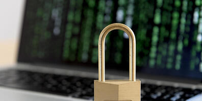 Der Datenschutz ist in der Corona-Krise mit grossen staatlichen Eingriffen aktueller denn je. Der oberste Schweizer Datenschützer plädiert für zurückhaltende Massnahmen. (Themenbild)