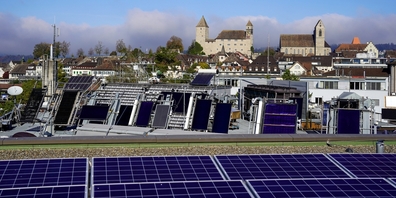 In welche Richtung entwickelt sich die Energieversorgung? Solar-Forschungsdach in Rapperswil-Jona.