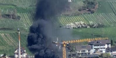 Schweissarbeiten lösten am Mittwoch einen Brand in Stein am Rhein aus. Drei Arbeiter mussten mit Verdacht auf Rauchgasvergiftung ins Spital.