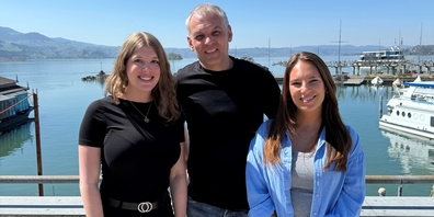 Vera Trachsel (l.), Erich Vogt (Mitte) und Céline Hofstetter (r.) bilden die operative Leitung des Seenachtfest Rapperswil-Jona 2026.