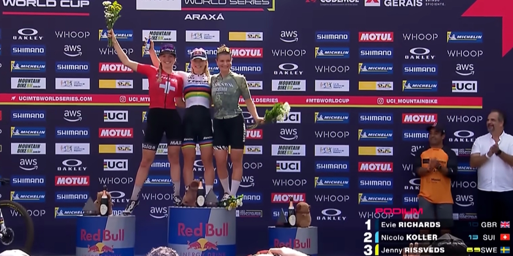 Zweiter Podestplatz in Brasilien in einer Woche: Im Short Race der Elite Frauen fuhr Nicole Koller (1.v.l.) vom VeloClub Eschenbach erneut auf Platz 2.