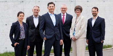 Vier Männer und zwei Frauen sollen das sinkende GZO-Schiff wieder auf Kurs bringen. V.l.: Dr. Virginie Schubert, Christian Elsener, Andreas Mika (Präsident), Prof. Dr. Jörg Daniel Leuppi, Katja Bruni und Dr. Hansjörg Lehmann.