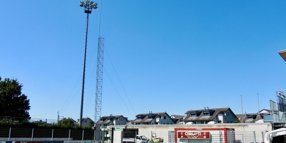 Die Realisierung einer neuen Flutlichtanlage im Stadion Grünfeld rückt einen Schritt näher.