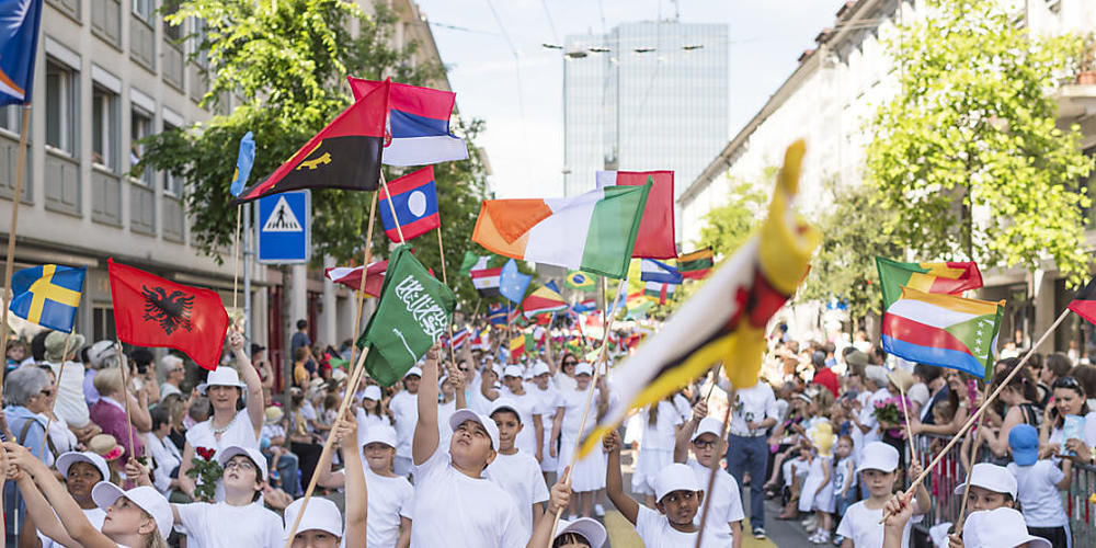 Bunter Kinderfest-Umzug durch die St. Galler Innenstadt (Archivbild). 2021 fällt das Kinderfest aus - aus Spargründen und wegen der Coronakrise.