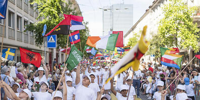 Bunter Kinderfest-Umzug durch die St. Galler Innenstadt (Archivbild). 2021 fällt das Kinderfest aus - aus Spargründen und wegen der Coronakrise.