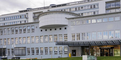 Eine Studie der Universität und des Universitätsspital Basel bestätigt die Wirkungslosigkeit von Lopinavir und Hydroxychloroquin  bei Covid-19-Behandlungen.