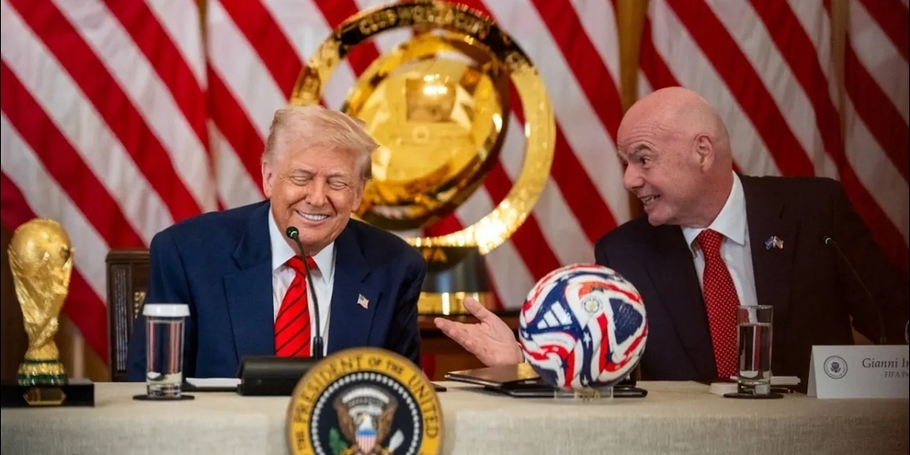 Ziemlich beste Freunde: Donald Trump und Gianni Infantino (r.).