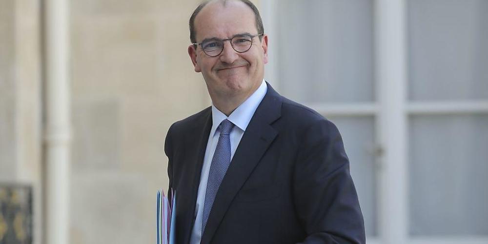 Jean Castex, neuer Premierminister von Frankreich, trifft zur ersten wöchentlichen Kabinettssitzung nach der Regierungsumbildung im Elysee-Palast ein. Foto: Ludovic Marin/AFP/dpa