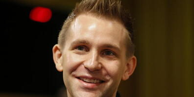 Datenschutz: Der österreichische Jurist Maximilian Schrems, der gegen Facebook geklagt hatte, gab sich am Donnerstag hoch erfreut nach dem Urteil des EU-Gerichtshofes.