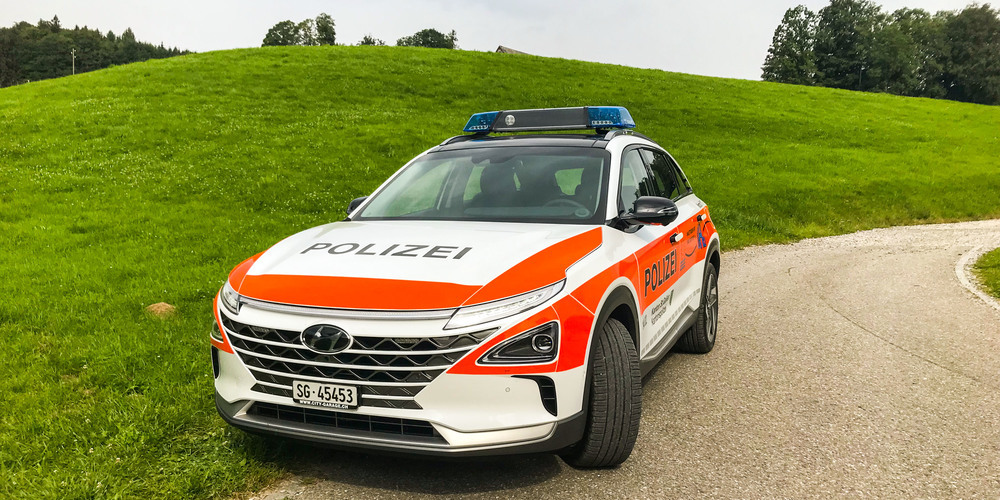 Dieser Hyundai Nexo mit Wasserstoffantrieb erreicht eine Reichweite von rund 600 Kilometern.