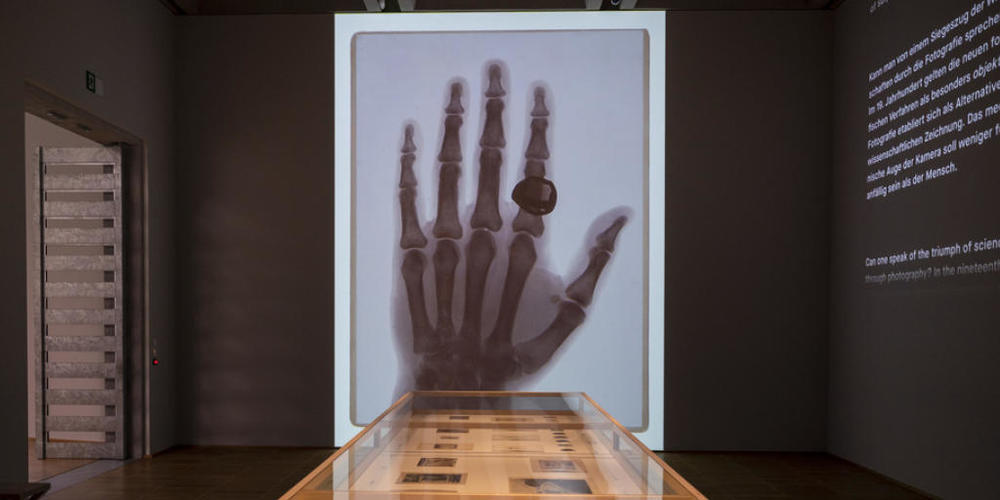 Es ist die erste Ausstellung zur Geschichte der Fotografie im Kunstmuseum Basel: "The Incredible World of Photography der Sammlung Ruth und Peter Herzog".