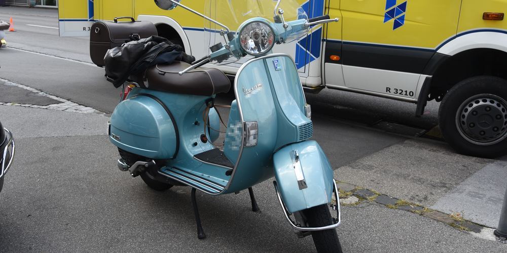 Am Roller entstanden mehrere hundert Franken Sachschaden  (Quelle: kapo.sg.ch)