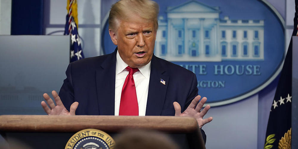 Donald Trump, Präsident der USA, spricht während einer Pressekonferenz im Weißen Haus. Foto: Evan Vucci/AP/dpa