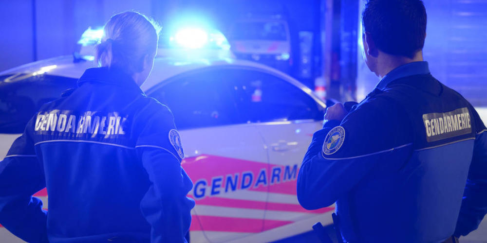 In Lausanne verfolgte die Polizei in der Nacht einen Audi mit fünf Insassen und falschen Nummernschildern. (Symbolbild)
