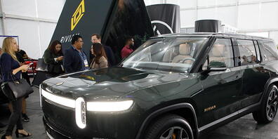 Der US-Elektroautohersteller Rivian weist die Vorwürfe seines Konkurrenten Tesla, Geschäftsgeheimnisse gestohlen zu haben, zurück. Hinter Rivian stehen zahlreiche potente Investorengruppen. (Archivbild)