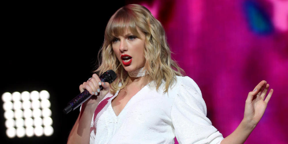 ARCHIV - US-Sängerin Taylor Swift tritt beim Capital's Jingle Bell Ball in der O2 Arena auf. Swift hat kurzfristig eine neue Platte angekündigt. Foto: Isabel Infantes/PA Wire/dpa