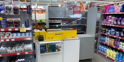 Der Denner in Buttikon ist einer der vier Partner-Filialen der Post in Ausserschwyz. (Bild: zvg)
