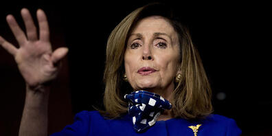 Die Demokraten werfen den Republikanern vor, ein neues Corona-Hilfspaket verzögert zu haben. Die Vorsitzende des Repräsentantenhauses, die Demokratin Nancy Pelosi, sagte dem Sender CBS: "Dies ist ein Notfall." (Bild vom 24. Juli)
