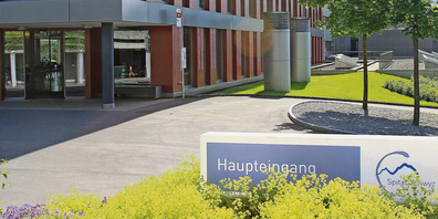 Das Spital Lachen könnte dem Spital Schwyz aushelfen, da es noch genügend Plätze gibt.