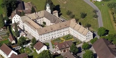 Das Kloster Fahr aus der Luft.
