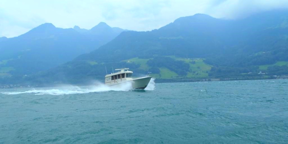 Die Seerettung unterer Walensee hat ihren Standort in Weesen. Am Montag rettete sie bei Wind und Wellen eine Wassersportlerin vor dem Ertrinken.