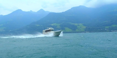 Die Seerettung unterer Walensee hat ihren Standort in Weesen. Am Montag rettete sie bei Wind und Wellen eine Wassersportlerin vor dem Ertrinken.
