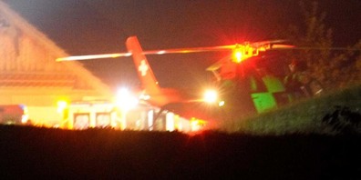 Ein 17-Jähriger wurde mit dem Rega-Heli ins Spital geflogen. (Bild Geri Holdener, Bote der Urschweiz)