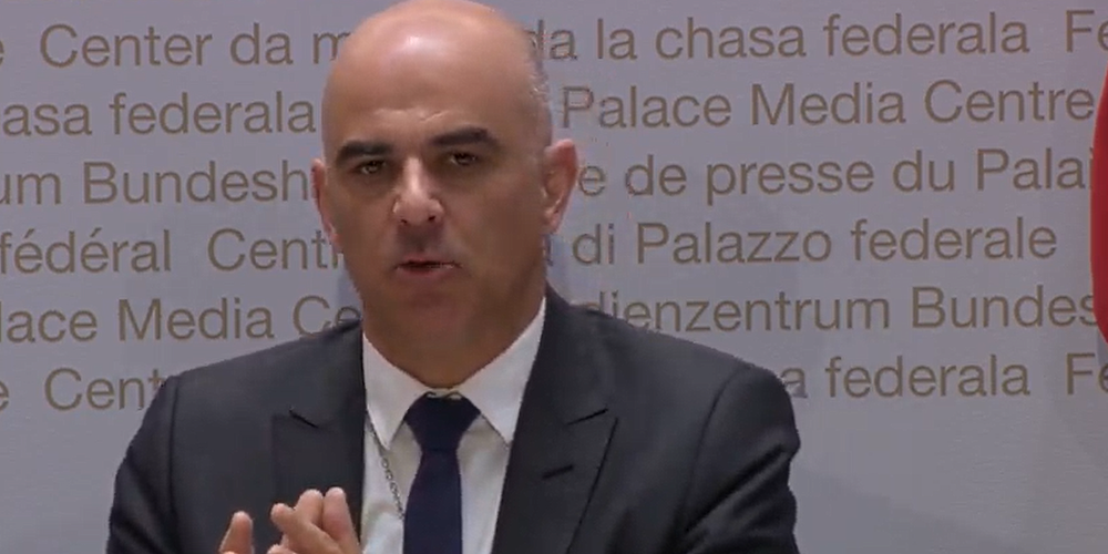 Agieren laut JFSG «immer noch ängstlich und planlos»: Alain Berset (Bild) und der übrige Bundesrat.