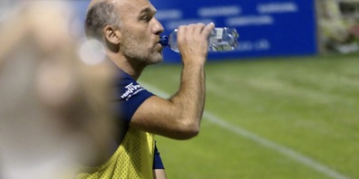 Rheinecks Trainer Andi Giger hatte schwer zu schlucken an den Entscheidungen des Schiedsrichters (Bilder: Ulrike Huber)