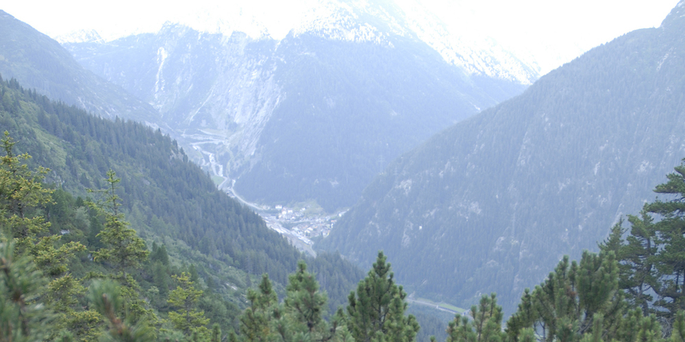Der Ausblick von der Wanderung im Urner Reusstal. (Bilder: Urs Attinger)