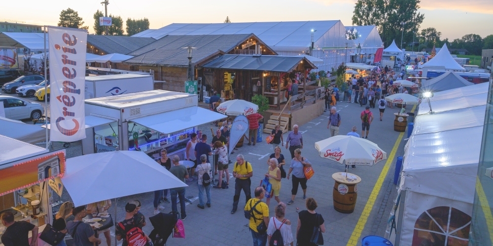 ZOMplugged war in Wetzikon als Spätsommer-Festival mit Marktbereich, Streetfood, Kulinarik und Unterhaltung gedacht.