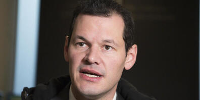 Der geplante Prozess gegen Staatsrat Pierre Maudet könnte sich verzögern. Ein Mitangeklagter fordert weitere Ermittlungen. (Archivbild)
