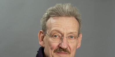 Der Aargauer Christian Haller hat jahrzehntelang beharrlich Krisen gemeistert - bis er nun mit seinem neuem Roman "Flussabwärts gegen den Strom" zu sich als Schriftsteller gefunden hat.