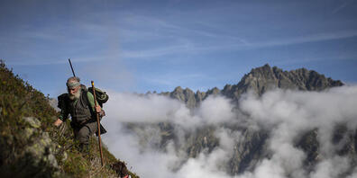 Am Donnerstag beginnt die Bündner Hochjagd, die grösste Jagdveranstaltung der Schweiz, an der etwa 5500 Jäger und einige Jägerinnen teilnehmen (Archivbild).