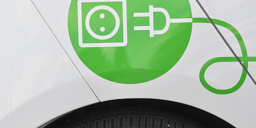 Die Autoindustrie leidet weiter unter der Coronakrise. Im August wurden 16,3 Prozent weniger Personenwagen immatrikuliert als im Vorjahr. Die E-Autos legten indes weiter zu.