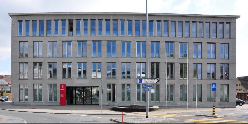 Nach dem Bundesgerichtsentscheid kann die Stadt Rapperswil-Jona das Netto-Null-Ziel bis 2050 in die Gemeindeordnung aufnehmen.