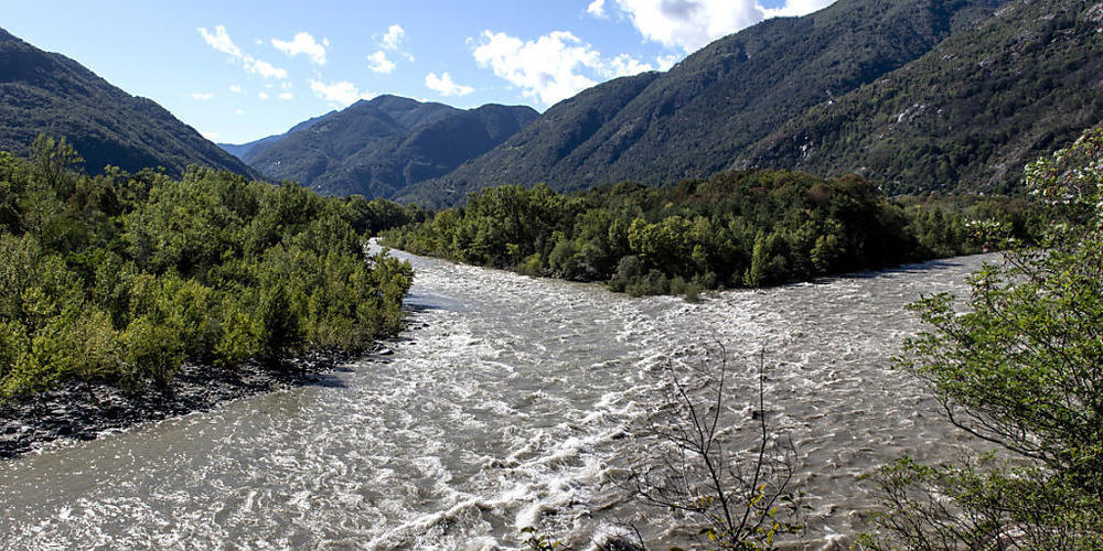 Die Maggia führt zwar immer noch viel Wasser, die Lage beruhigte sich am Montag aber deutlich.