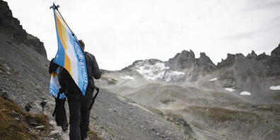 Abschiedsfeier für den Pizolgletscher im Herbst 2019. Der Bundesrat hat einen direkten Gegenvorschlag zur Gletscher-Initiative in die Vernehmlassung gegeben.