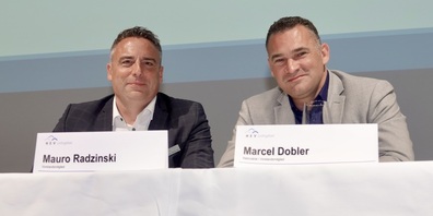 Mauro Radzinski (l.) und Nationalrat Marcel Dobler, beide im Vorstand des HEV Linthgebiet blicken sorgenfrei in die Zukunft des Vereins.