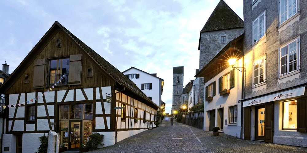 Rapperswil Zürichsee Tourismus bietet eine gruselige Themenführung durch die Stadt an.