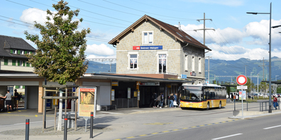 Solch ein 521er-Bus hätte doch noch ein bisschen warten können.