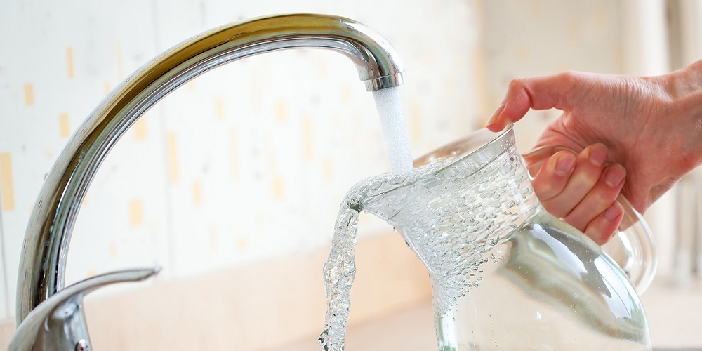 Weesens Trinkwasser verfügt über tiefe Nitratwerte, hohen Mineraliengehalt und ausgezeichnete Hygiene. (Symbolbild)