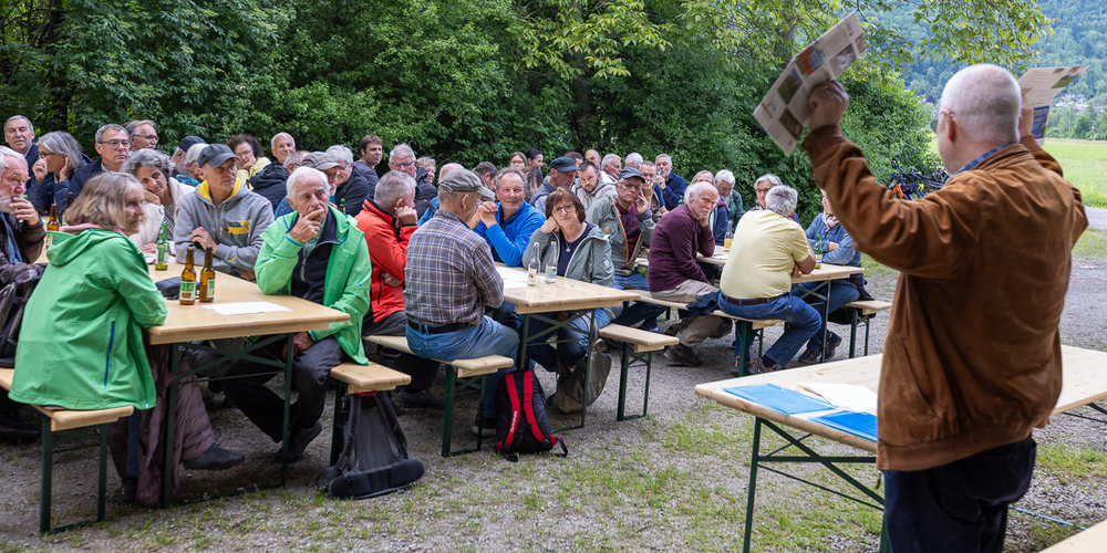 Rund 90 Mitglieder und Gäste nahmen an der Hauptversammlung von Pro Riet in Frümsen teil. Präsident Ignaz Hugentobler stellte den Jahresbericht vor.