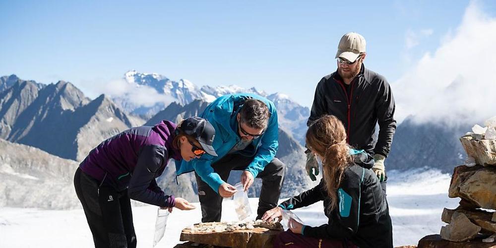Archäologen graben in 2800 Metern Höhe nach Spuren der ersten Strahler