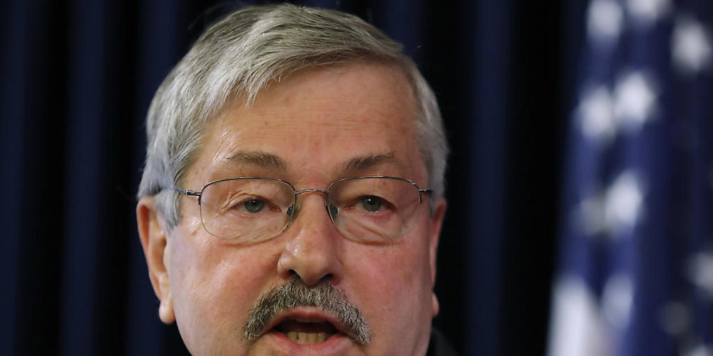 ARCHIV - Nach gut drei Jahren zieht sich der amerikanische Botschafter Terry Branstad von seinem Posten in China zurück. Der 73-Jährige habe US-Präsident Donald Trump bereits vergangene Woche informiert und werde in seine Heimat im US-Bundesstaat ...