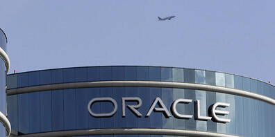 Der US-Softwarekonzern Oracle soll in den USA die Technologie-Partnerschaft des chinesischen Video-App Tiktok übernehmen. US-Präsident Donald Trump sieht in Tiktok ein Sicherheitsrisiko, wenn es um Daten von US-Bürgern geht.(Archivbild)