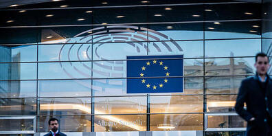 ARCHIV - Die Sitzungswoche des Europaparlaments im französischen Straßburg ist wegen der Corona-Pandemie abgesagt worden. Die September-Sitzung in der kommenden Woche werde stattdessen in Brüssel stattfinden. Foto: Michael Kappeler/dpa